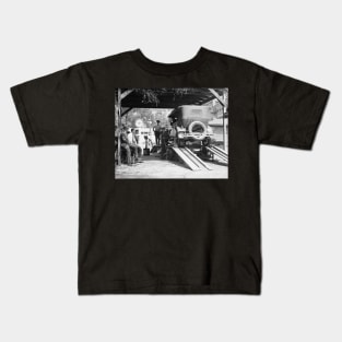 Automobile Service Station, 1924. Vintage Photo Kids T-Shirt